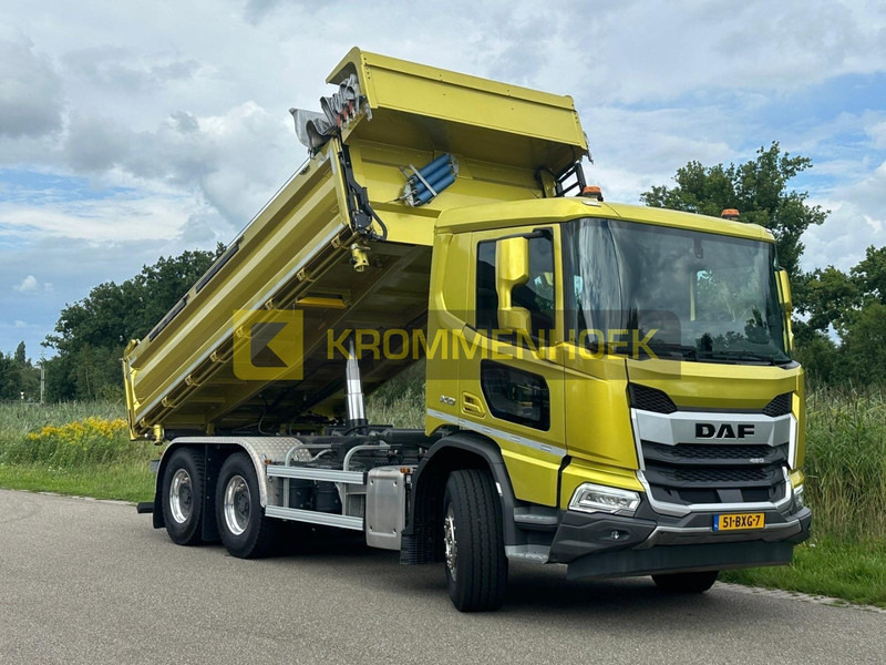DAF XD 450 FAT Demo | 6x4 | 3 zijdige Kipper - Damperli kamyon: fotoğraf 1 DAF XD 450 FAT Demo | 6x4 | 3 zijdige Kipper - Damperli kamyon: fotoğraf 1