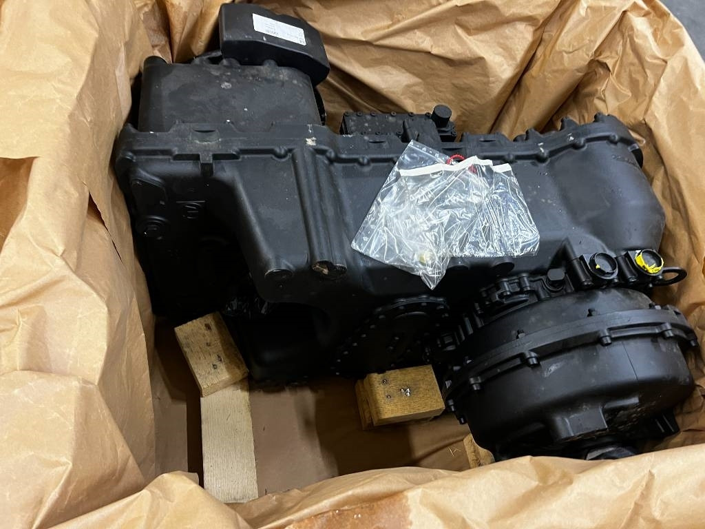 CNH Powershift - CNH / ZF - 4WG210 ZF - Vites kutusu - Tarım araçları: fotoğraf 3 CNH Powershift - CNH / ZF - 4WG210 ZF - Vites kutusu - Tarım araçları: fotoğraf 3