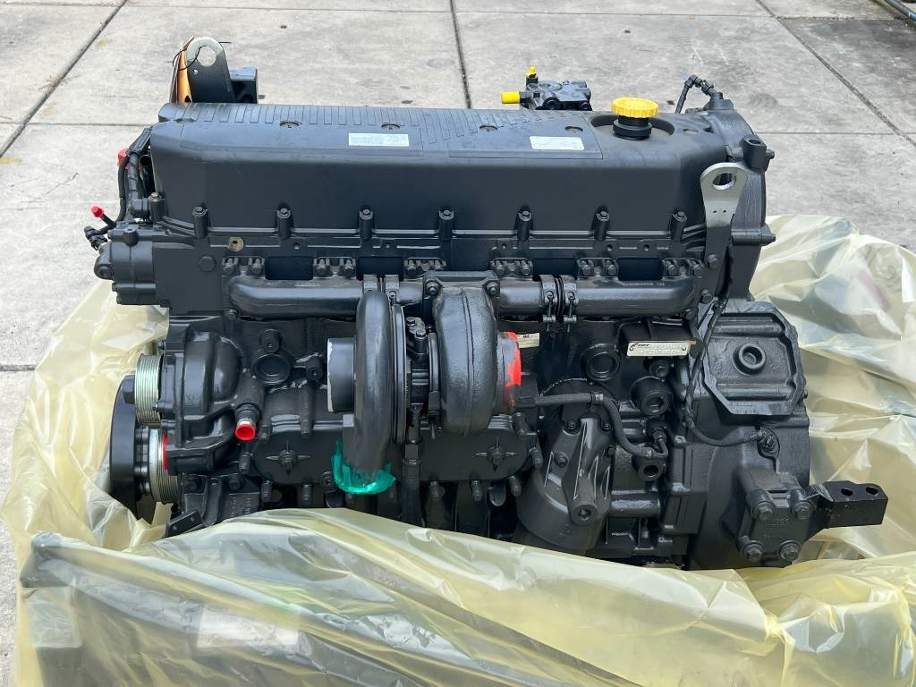 New Holland Engine - FPT Cursor 9 - F2CE9684A - Motor - Tarım araçları: fotoğraf 4 New Holland Engine - FPT Cursor 9 - F2CE9684A - Motor - Tarım araçları: fotoğraf 4