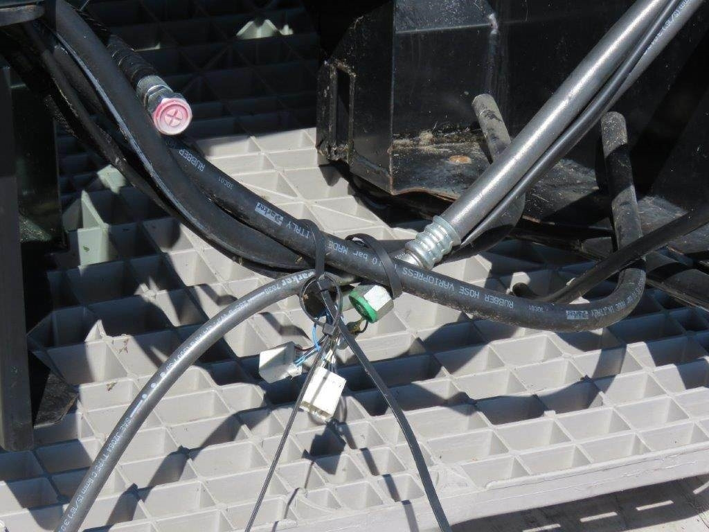 New Holland TK - Kabin - İş makinaları: fotoğraf 5 New Holland TK - Kabin - İş makinaları: fotoğraf 5