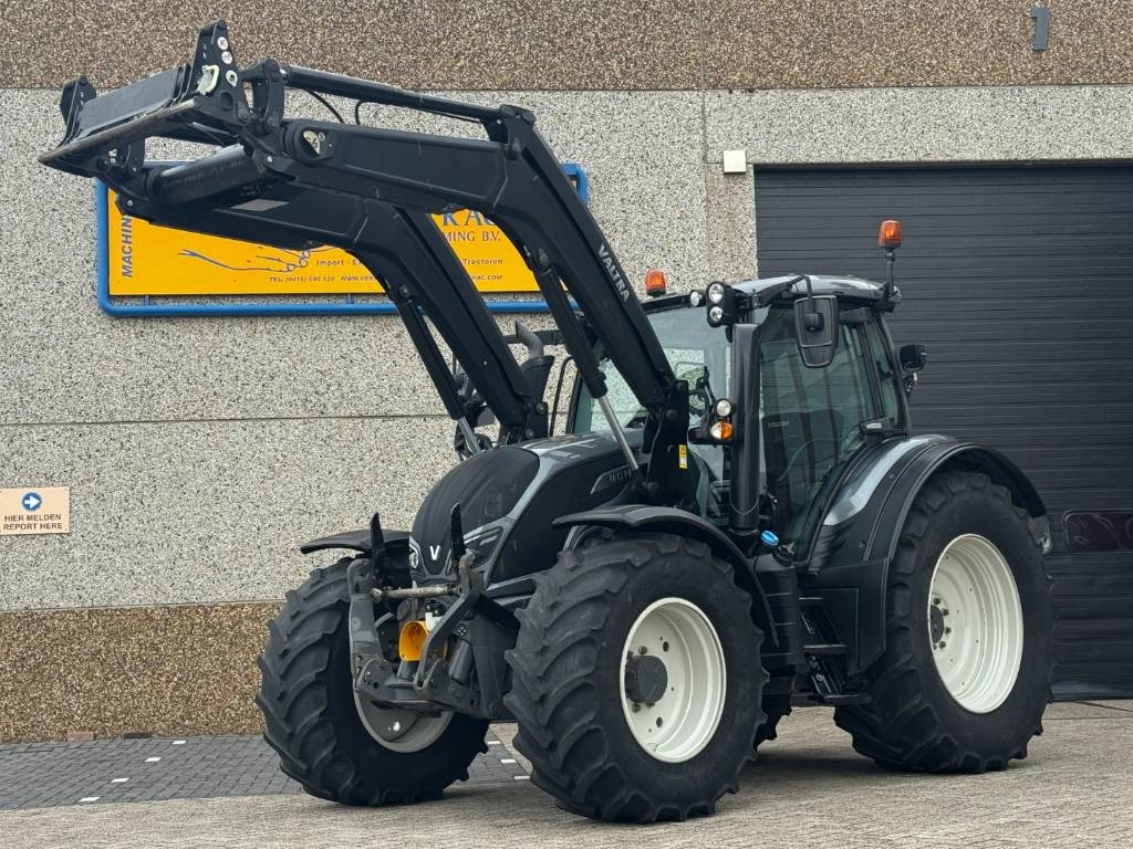 Valtra N174D, Frontlinkage + PTO, Frontloader, 3846 hours - Traktör: fotoğraf 1 Valtra N174D, Frontlinkage + PTO, Frontloader, 3846 hours - Traktör: fotoğraf 1