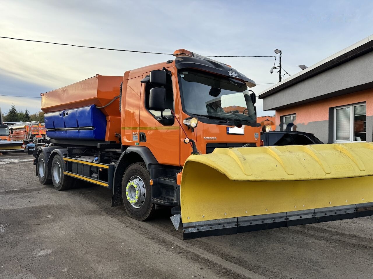 Volvo FE340 - Kar küreme aracı: fotoğraf 3 Volvo FE340 - Kar küreme aracı: fotoğraf 3