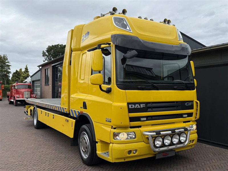 DAF CF 65.300 Towtruck Depannage Lier Brille Sleeper 640x242x104 cm - Çekici kamyonu: fotoğraf 1 DAF CF 65.300 Towtruck Depannage Lier Brille Sleeper 640x242x104 cm - Çekici kamyonu: fotoğraf 1