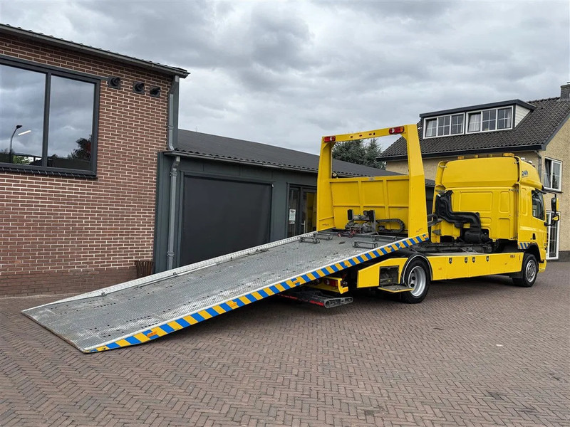 DAF CF 65.300 Towtruck Depannage Lier Brille Sleeper 640x242x104 cm - Çekici kamyonu: fotoğraf 2 DAF CF 65.300 Towtruck Depannage Lier Brille Sleeper 640x242x104 cm - Çekici kamyonu: fotoğraf 2