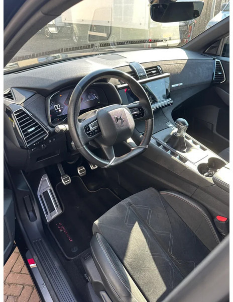 DS Ds 7 Crossback DS PERFORMANCE LINE, 71DKM, ALCANTARA, VIRTUAL COCKPIT, LMV - SUV: fotoğraf 4 DS Ds 7 Crossback DS PERFORMANCE LINE, 71DKM, ALCANTARA, VIRTUAL COCKPIT, LMV - SUV: fotoğraf 4