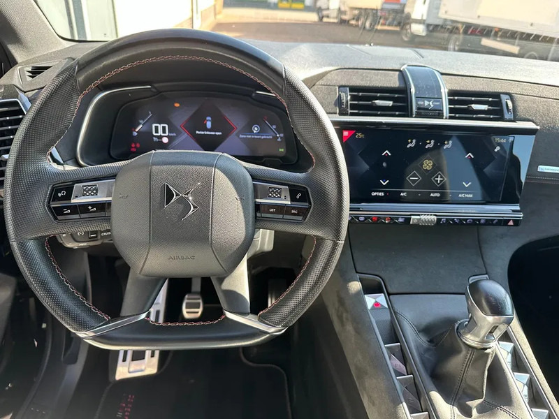DS Ds 7 Crossback DS PERFORMANCE LINE, 71DKM, ALCANTARA, VIRTUAL COCKPIT, LMV - SUV: fotoğraf 5 DS Ds 7 Crossback DS PERFORMANCE LINE, 71DKM, ALCANTARA, VIRTUAL COCKPIT, LMV - SUV: fotoğraf 5
