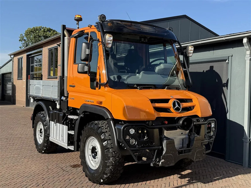 Mercedes-Benz Unimog U 218 Kipper 3 Seats 4WD AGRI Euro 6 - Kamyon: fotoğraf 1 Mercedes-Benz Unimog U 218 Kipper 3 Seats 4WD AGRI Euro 6 - Kamyon: fotoğraf 1
