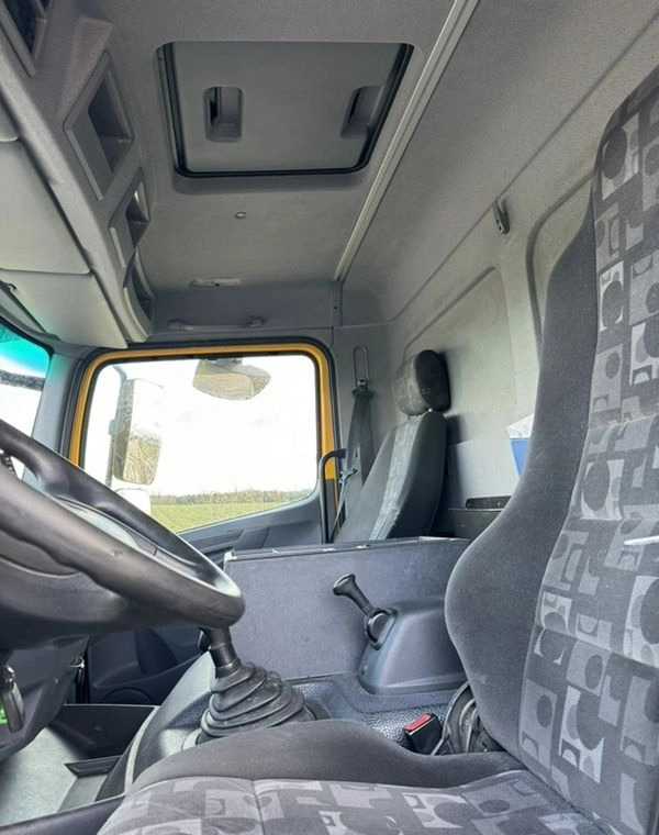 Izotermik kamyon MERCEDES-BENZ ATEGO 1324 Sprowadzony: fotoğraf 17