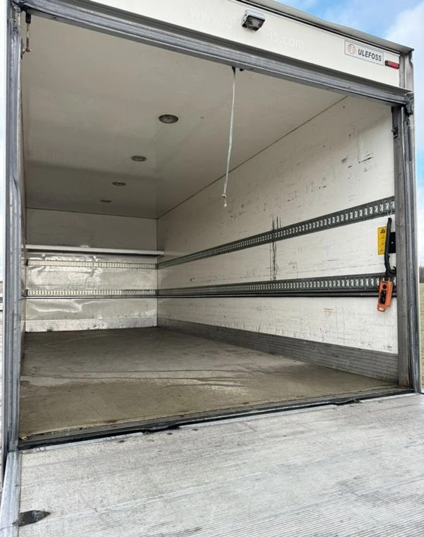 Izotermik kamyon MERCEDES-BENZ ATEGO 1324 Sprowadzony: fotoğraf 39