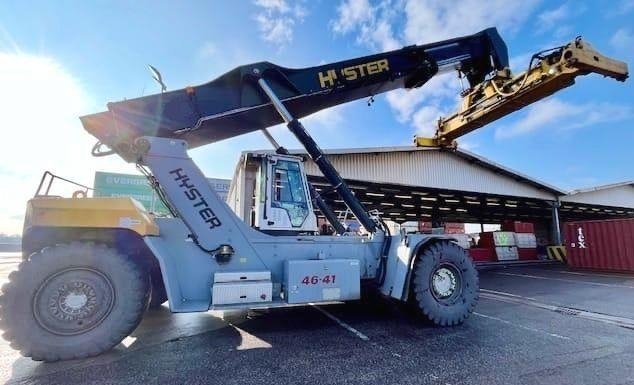 Hyster RS46-41XD/67S - Reachstacker: fotoğraf 1 Hyster RS46-41XD/67S - Reachstacker: fotoğraf 1