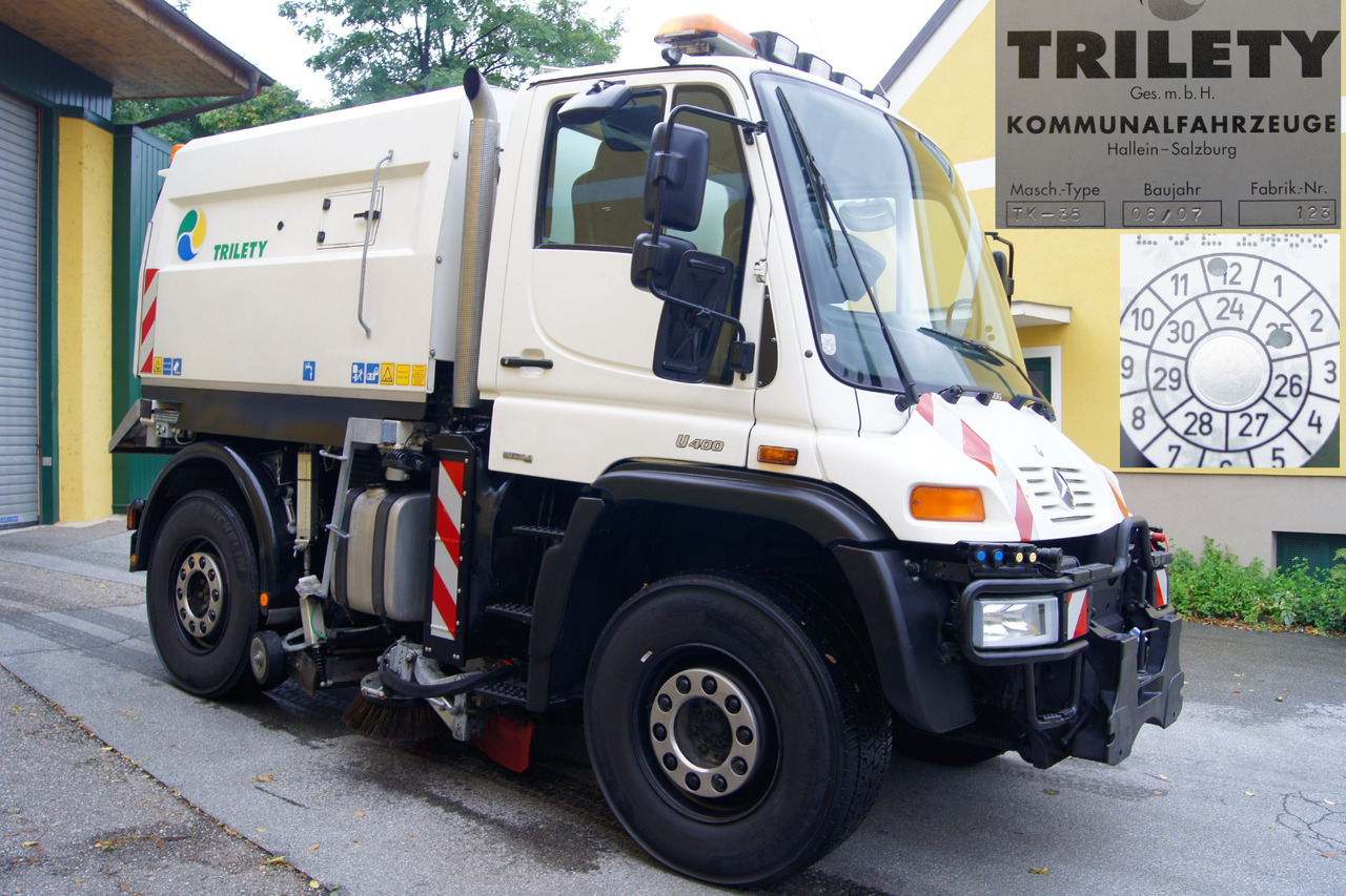 MERCEDES-BENZ Unimog U400 + TRILETY Kehrmaschine/TÜV/EUR4/Leistungshydraulik - Yol süpürme aracı: fotoğraf 2 MERCEDES-BENZ Unimog U400 + TRILETY Kehrmaschine/TÜV/EUR4/Leistungshydraulik - Yol süpürme aracı: fotoğraf 2