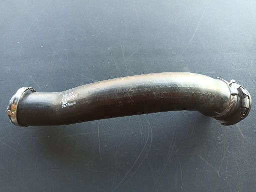 VOLVO RADIATOR HOSE - 22560373 - Radyatör - Kamyon: fotoğraf 1 VOLVO RADIATOR HOSE - 22560373 - Radyatör - Kamyon: fotoğraf 1