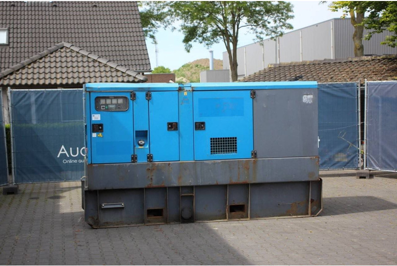 Atlas-Copco QAS150 - Elektrikli jeneratör: fotoğraf 1 Atlas-Copco QAS150 - Elektrikli jeneratör: fotoğraf 1