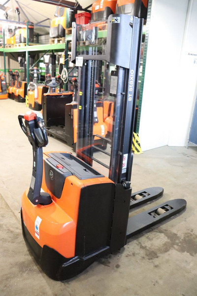 BT SWE140L - Istif makinası: fotoğraf 5 BT SWE140L - Istif makinası: fotoğraf 5