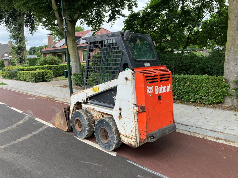 Bobcat S70 - Tekerlekli yükleyici: fotoğraf 3 Bobcat S70 - Tekerlekli yükleyici: fotoğraf 3