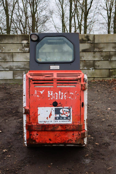 Bobcat S70 - Tekerlekli yükleyici: fotoğraf 5 Bobcat S70 - Tekerlekli yükleyici: fotoğraf 5