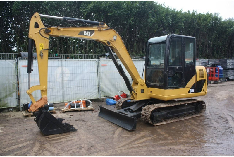 Caterpillar 306 - Paletli ekskavatör: fotoğraf 3 Caterpillar 306 - Paletli ekskavatör: fotoğraf 3
