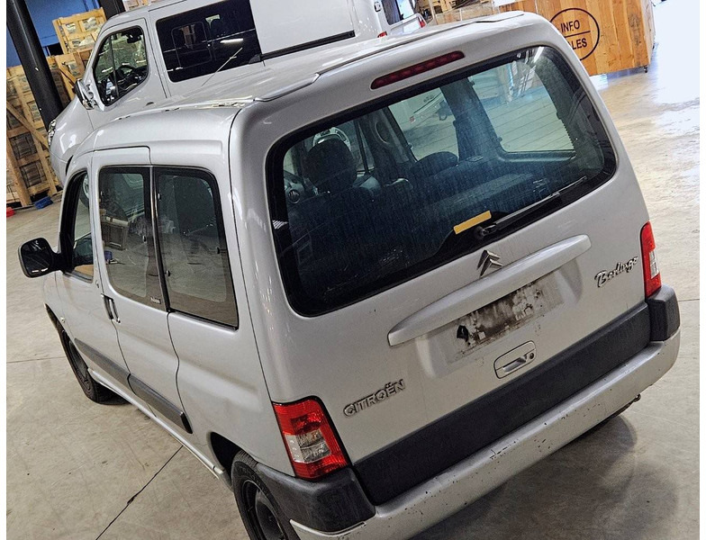 Citroën Berlingo (I - phase 3) Multispace _ 1.4i - Sedan araba: fotoğraf 3 Citroën Berlingo (I - phase 3) Multispace _ 1.4i - Sedan araba: fotoğraf 3