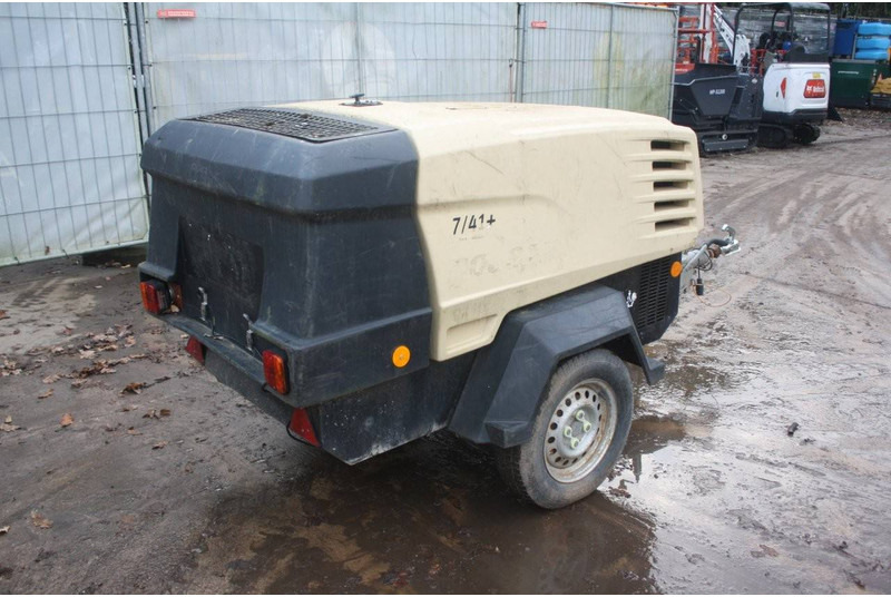 Doosan 7/41+ - Akümülatör: fotoğraf 3 Doosan 7/41+ - Akümülatör: fotoğraf 3