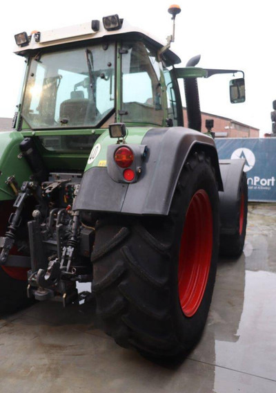 Fendt 820 Vario TMS - Traktör: fotoğraf 5 Fendt 820 Vario TMS - Traktör: fotoğraf 5