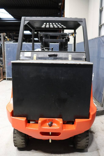 Fenwick-Linde E 35 P - Elektrikli forklift: fotoğraf 4 Fenwick-Linde E 35 P - Elektrikli forklift: fotoğraf 4