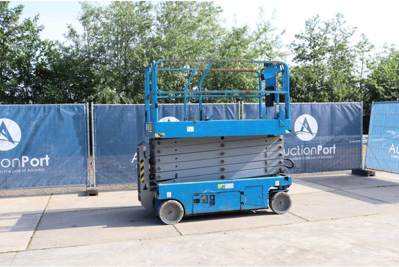 Genie GS4047 - Makasli platform: fotoğraf 1 Genie GS4047 - Makasli platform: fotoğraf 1