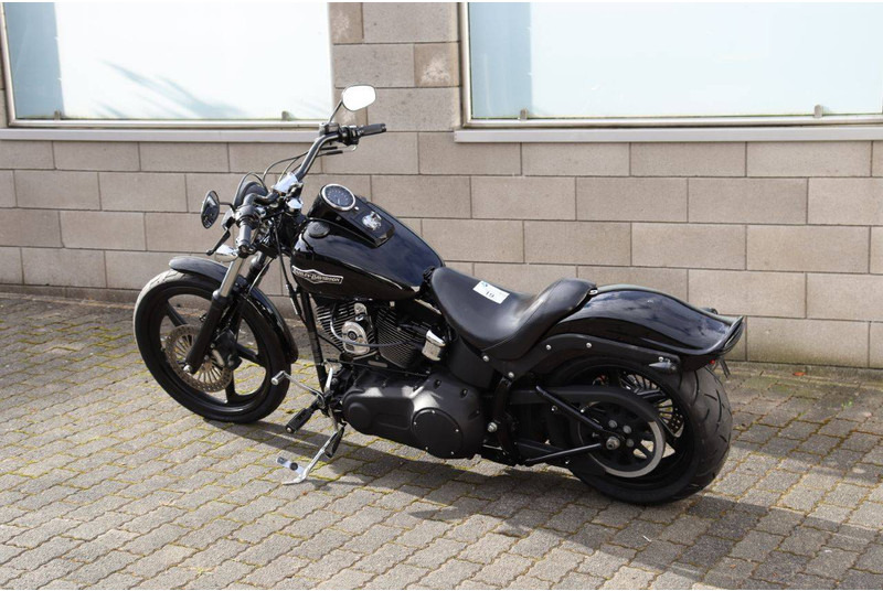 Harley-Davidson Night Train FXSTB - Motosiklet: fotoğraf 3 Harley-Davidson Night Train FXSTB - Motosiklet: fotoğraf 3