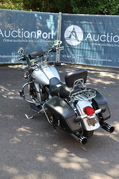 Harley-Davidson Road King Classic - Motosiklet: fotoğraf 4 Harley-Davidson Road King Classic - Motosiklet: fotoğraf 4