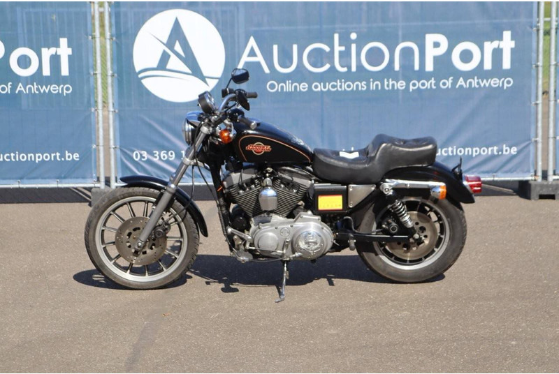 Harley-Davidson SPORTSTER XL 1200 - Motosiklet: fotoğraf 2 Harley-Davidson SPORTSTER XL 1200 - Motosiklet: fotoğraf 2