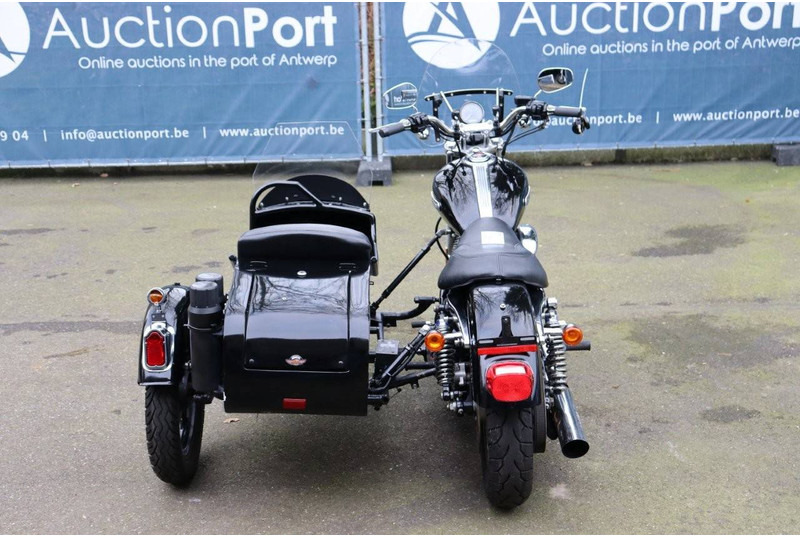 Harley-Davidson Sporster XL883 - Motosiklet: fotoğraf 5 Harley-Davidson Sporster XL883 - Motosiklet: fotoğraf 5