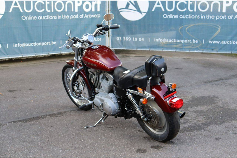 Harley-Davidson Sportster XL883 - Motosiklet: fotoğraf 4 Harley-Davidson Sportster XL883 - Motosiklet: fotoğraf 4