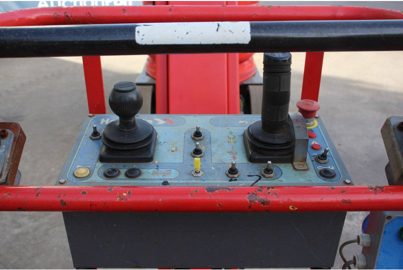Eklemli platform Haulotte HA12CJ+2WD: fotoğraf 13 Eklemli platform Haulotte HA12CJ+2WD: fotoğraf 13