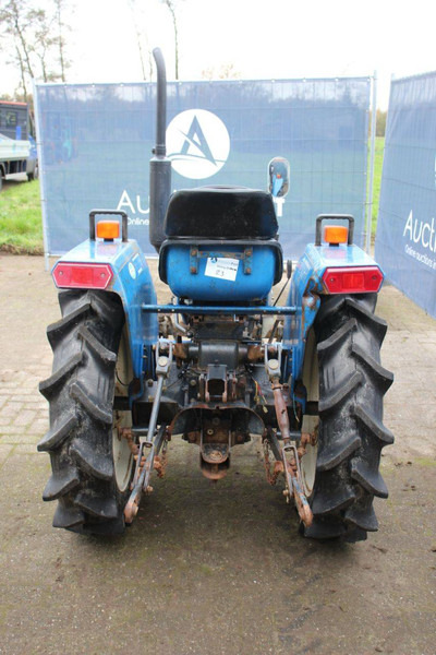 Iseki TU1900F - Traktör: fotoğraf 4 Iseki TU1900F - Traktör: fotoğraf 4