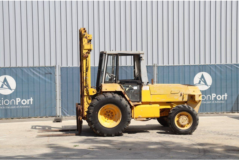 JCB 926 - Arazi tipi forklift: fotoğraf 1 JCB 926 - Arazi tipi forklift: fotoğraf 1