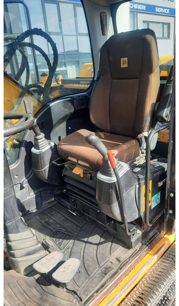 JCB JS145W - Tekerlekli ekskavatör: fotoğraf 5 JCB JS145W - Tekerlekli ekskavatör: fotoğraf 5