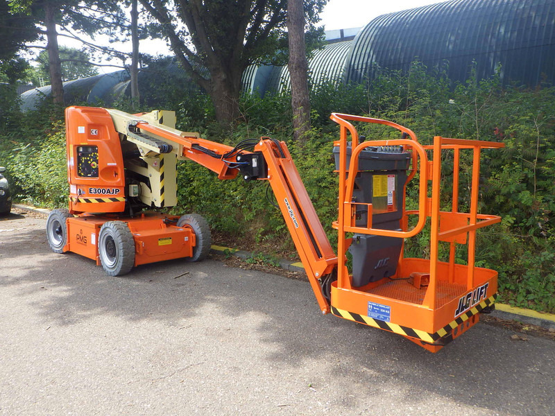 JLG E300AJP - Teleskopik platform: fotoğraf 3 JLG E300AJP - Teleskopik platform: fotoğraf 3