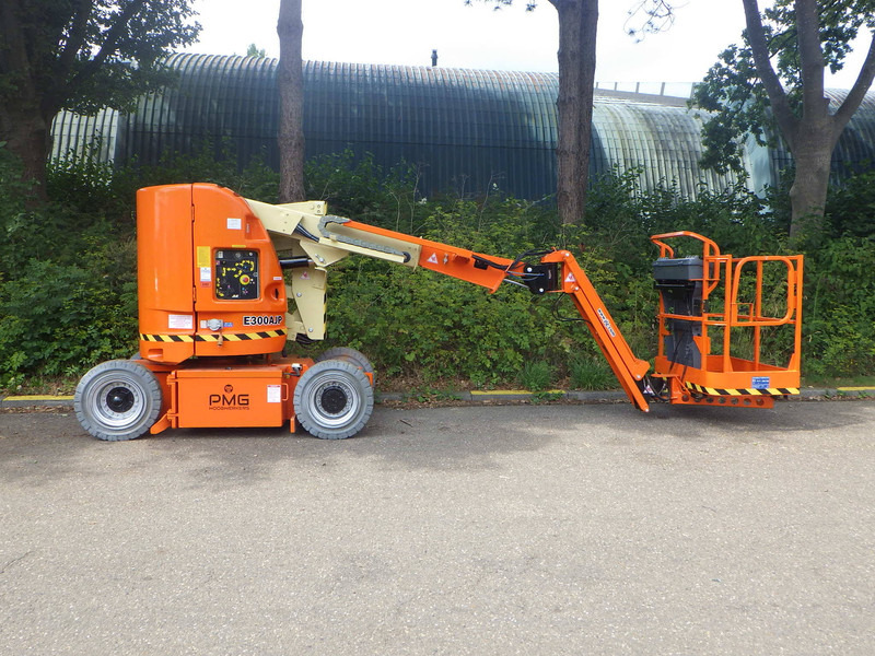 JLG E300AJP - Teleskopik platform: fotoğraf 1 JLG E300AJP - Teleskopik platform: fotoğraf 1