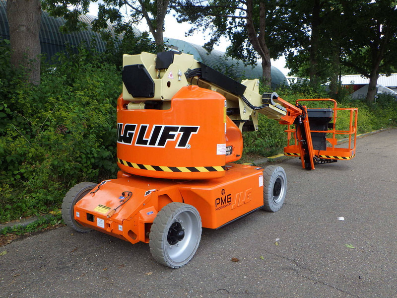 JLG E400AJPN - Teleskopik platform: fotoğraf 3 JLG E400AJPN - Teleskopik platform: fotoğraf 3