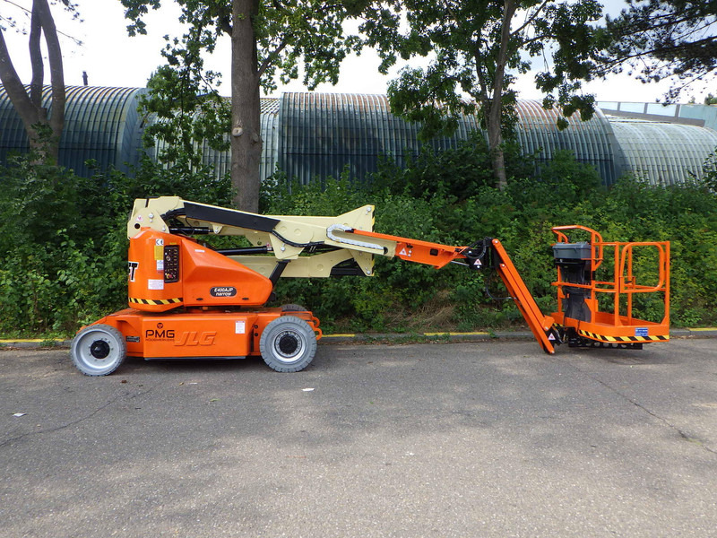 JLG E400AJPN - Teleskopik platform: fotoğraf 1 JLG E400AJPN - Teleskopik platform: fotoğraf 1