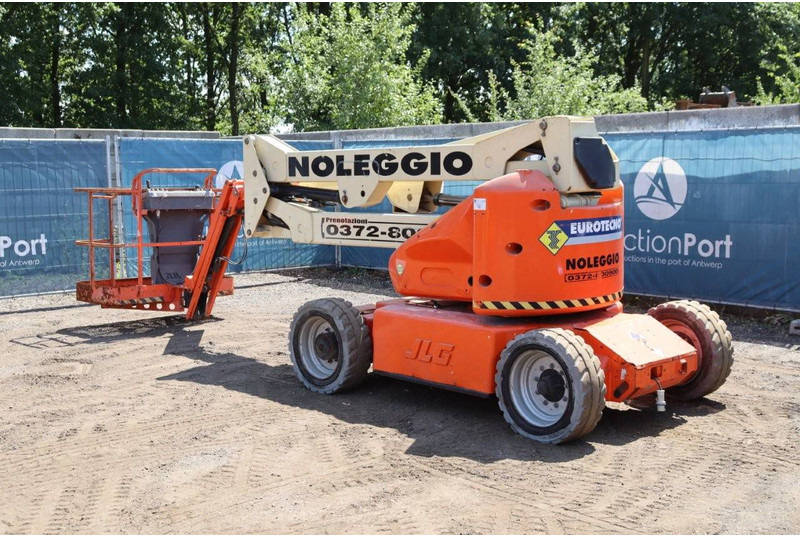 JLG E450AJ - Eklemli platform: fotoğraf 4 JLG E450AJ - Eklemli platform: fotoğraf 4