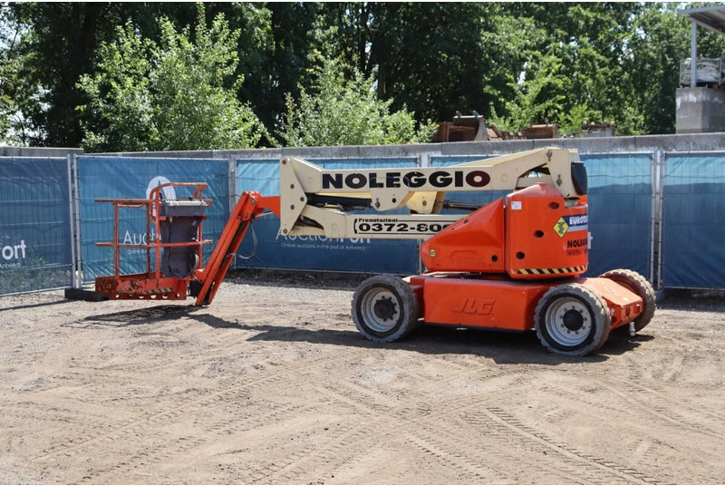 JLG E450AJ - Eklemli platform: fotoğraf 3 JLG E450AJ - Eklemli platform: fotoğraf 3
