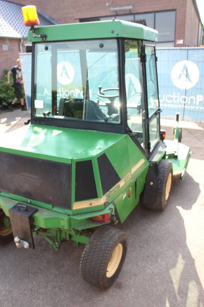 John Deere Roberine 1504 - Çim biçme makinesi: fotoğraf 5 John Deere Roberine 1504 - Çim biçme makinesi: fotoğraf 5
