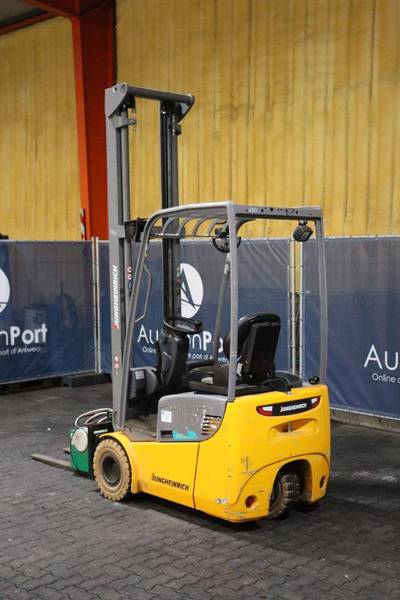 Jungheinrich EFG 110 - Elektrikli forklift: fotoğraf 4 Jungheinrich EFG 110 - Elektrikli forklift: fotoğraf 4