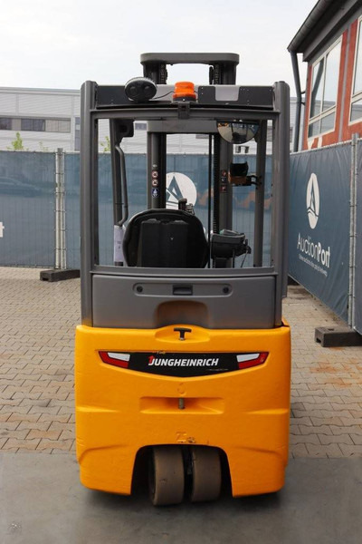 Jungheinrich EFG 216k - Elektrikli forklift: fotoğraf 4 Jungheinrich EFG 216k - Elektrikli forklift: fotoğraf 4