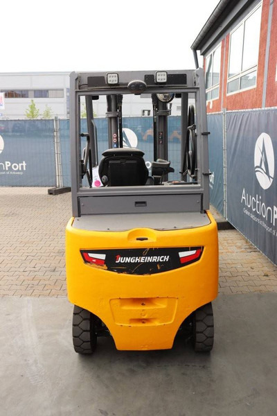 Jungheinrich EFG 430 - Elektrikli forklift: fotoğraf 4 Jungheinrich EFG 430 - Elektrikli forklift: fotoğraf 4