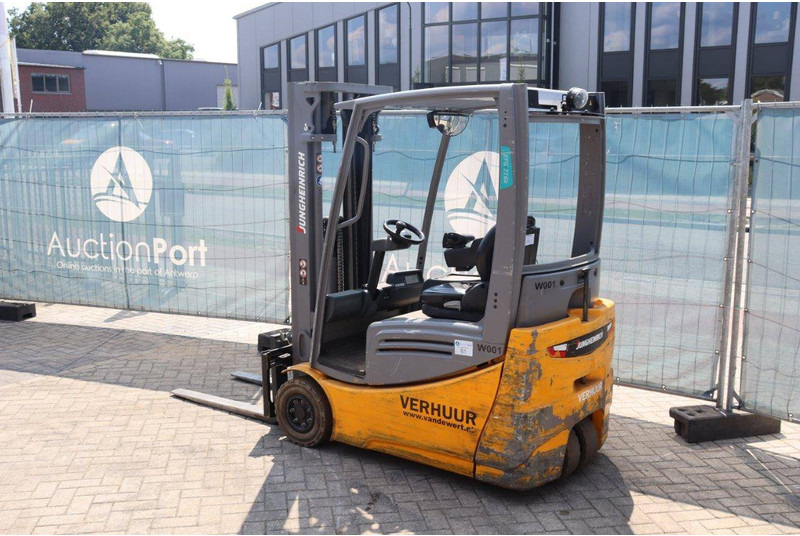 Jungheinrich EFG216K - Elektrikli forklift: fotoğraf 3 Jungheinrich EFG216K - Elektrikli forklift: fotoğraf 3