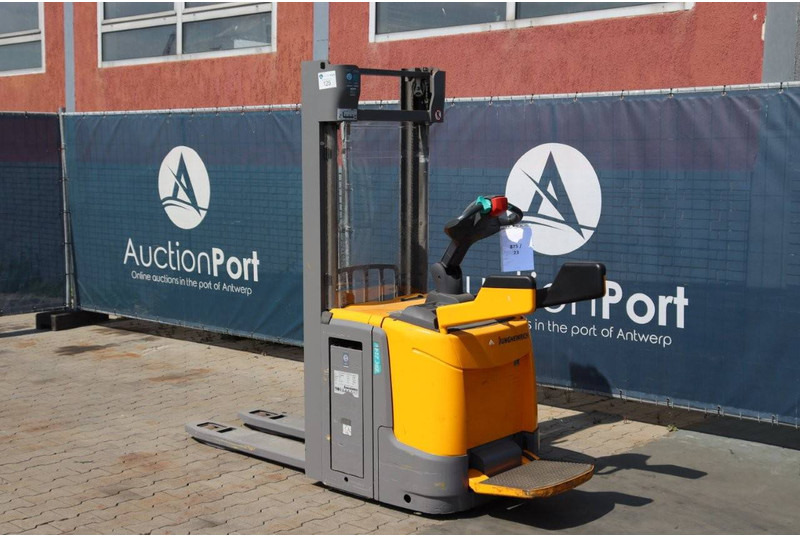 Jungheinrich ERC 214z - Istif makinası: fotoğraf 3 Jungheinrich ERC 214z - Istif makinası: fotoğraf 3