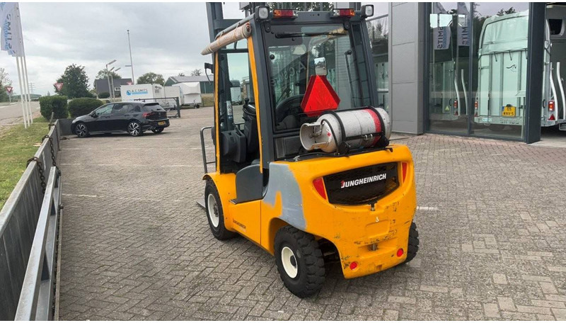 Jungheinrich TFG 430 - LPG forklift: fotoğraf 5 Jungheinrich TFG 430 - LPG forklift: fotoğraf 5