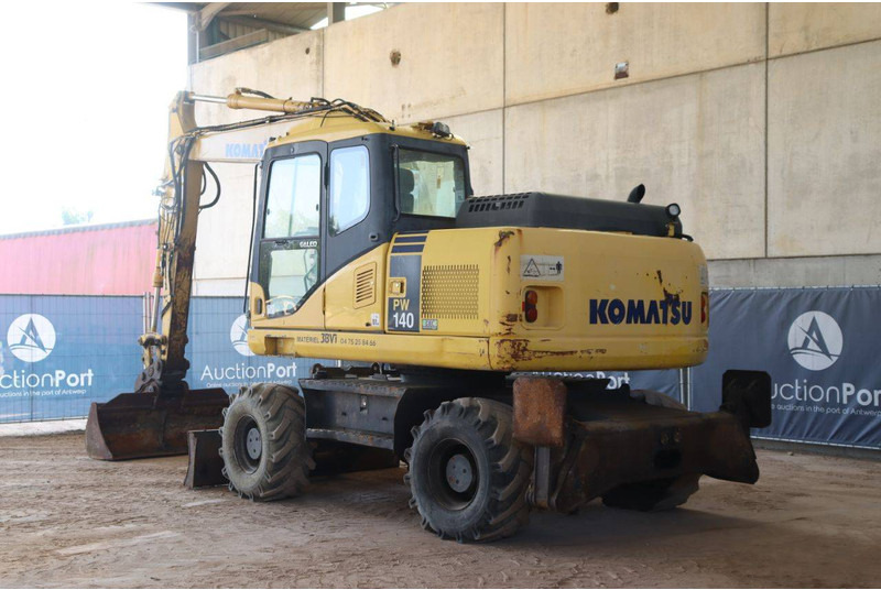 Komatsu PW140-7 - Tekerlekli ekskavatör: fotoğraf 3 Komatsu PW140-7 - Tekerlekli ekskavatör: fotoğraf 3