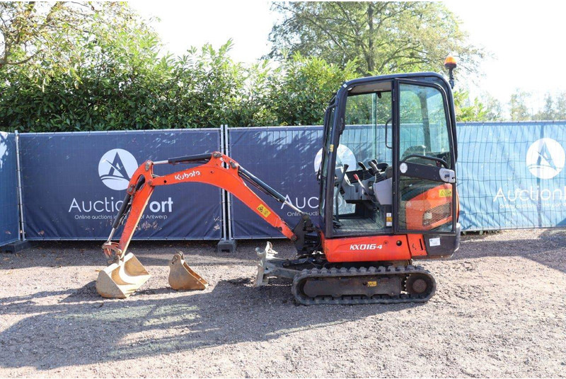 Kubota KX016-4 - Mini ekskavatör: fotoğraf 2 Kubota KX016-4 - Mini ekskavatör: fotoğraf 2